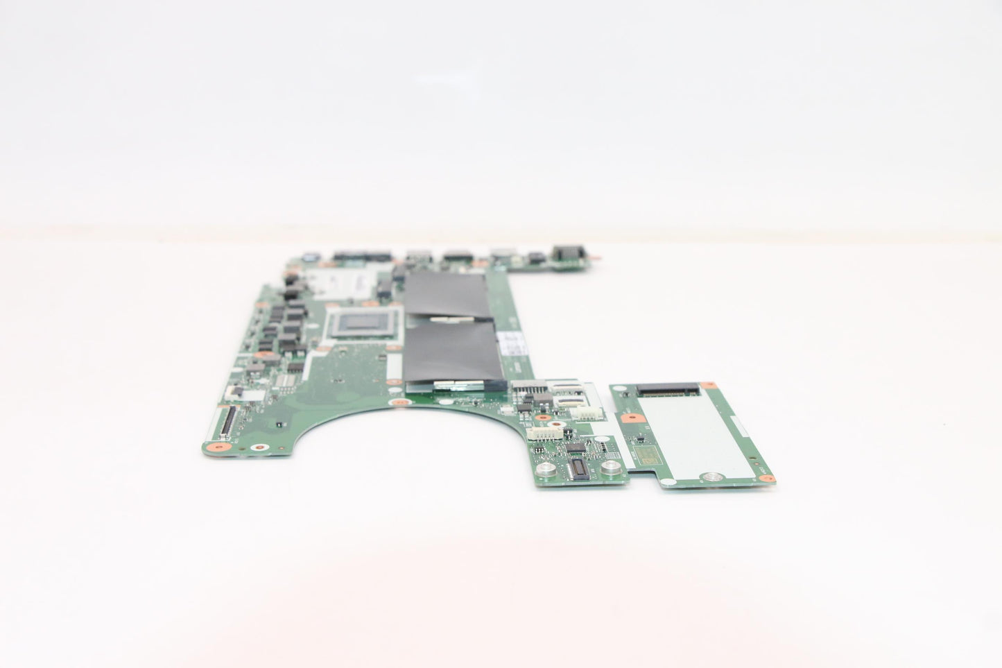 Lenovo Bdplanar Fl R7P 5850U Ig,Nok,Y - 5B21C16016