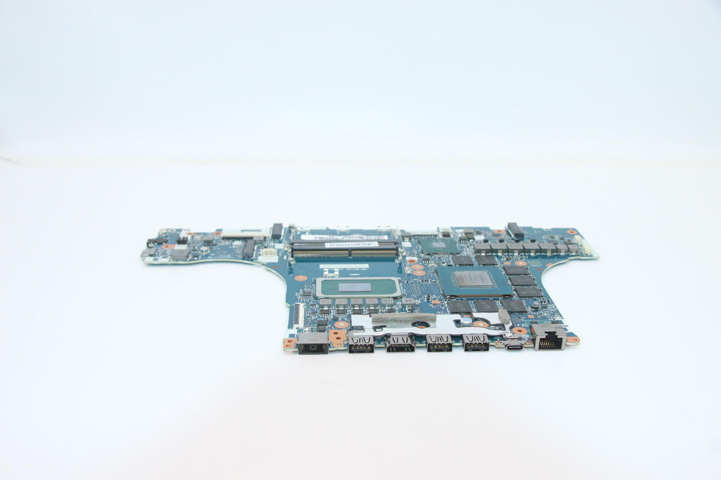 Lenovo BDPLANAR L82JH WIN i7-11800H RTX3070, 8GB RM - 5B21C75314