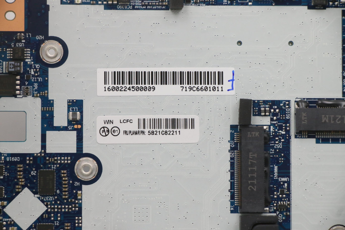 Lenovo Bdplanar Fr R3Pro5450U8G Win,Y - 5B21C82211