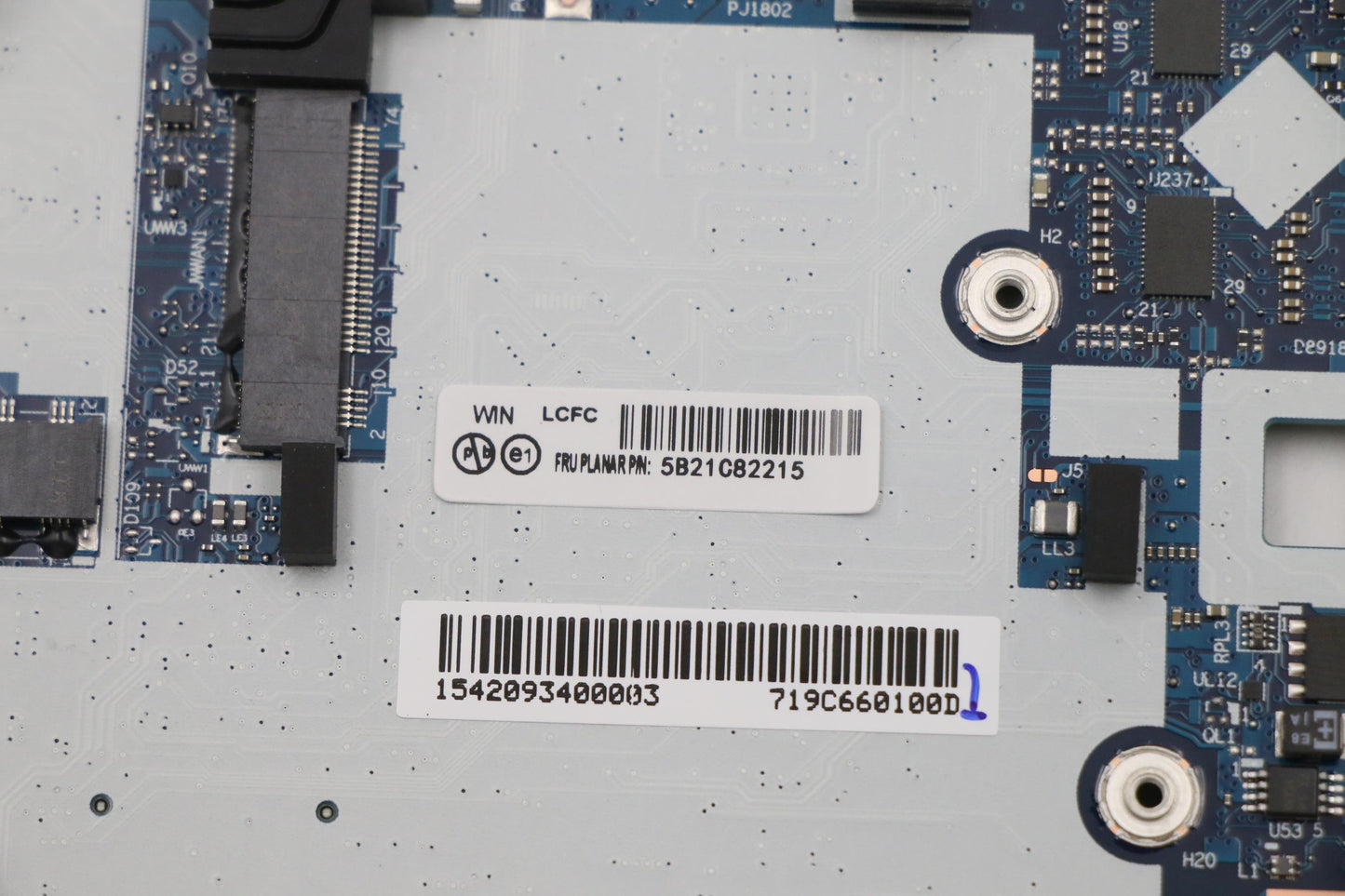 Lenovo Bdplanar Fr R5Pro5650U8G Win,Y - 5B21C82215