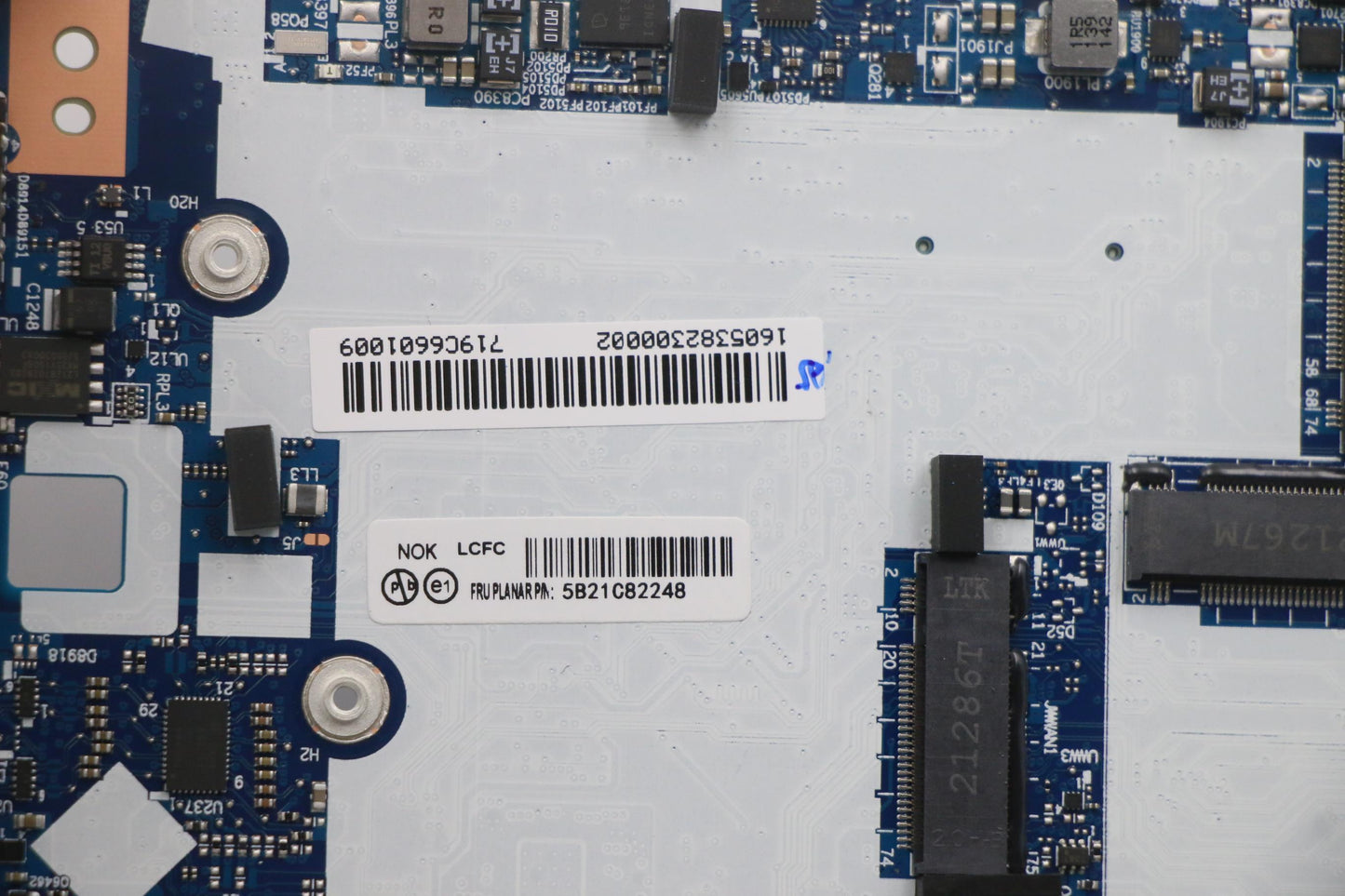 Lenovo Bdplanar Fr R5Pro5650U8G Nok,Y - 5B21C82248
