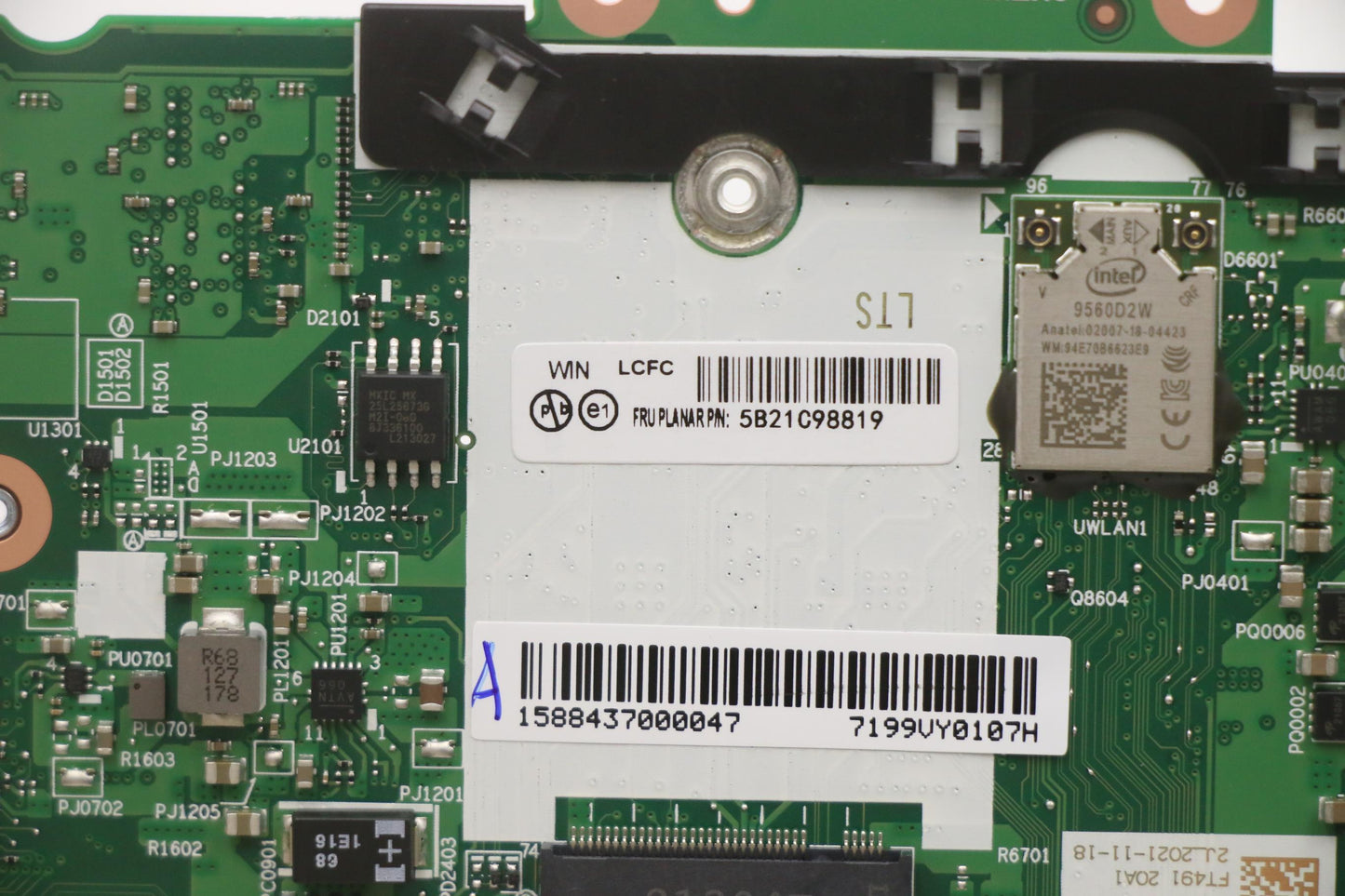 Lenovo Motherboard i7-8665U, 8GB RAM, AMT, TPM 2.0, Windows DPK - 5B21C98819