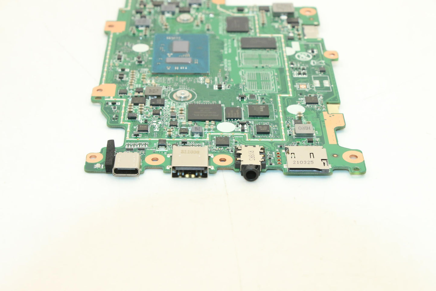 Lenovo (5B21C99669) BDPLANAR N5100 Motherboard, 4GB, 32GB eMMC, No WWAN, Richtek