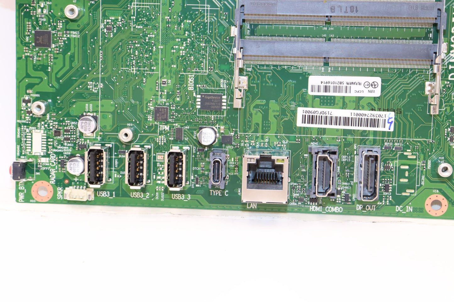 Lenovo Bdplanar Q670 Mb Uh4 2D Win Dp - 5B21D16914