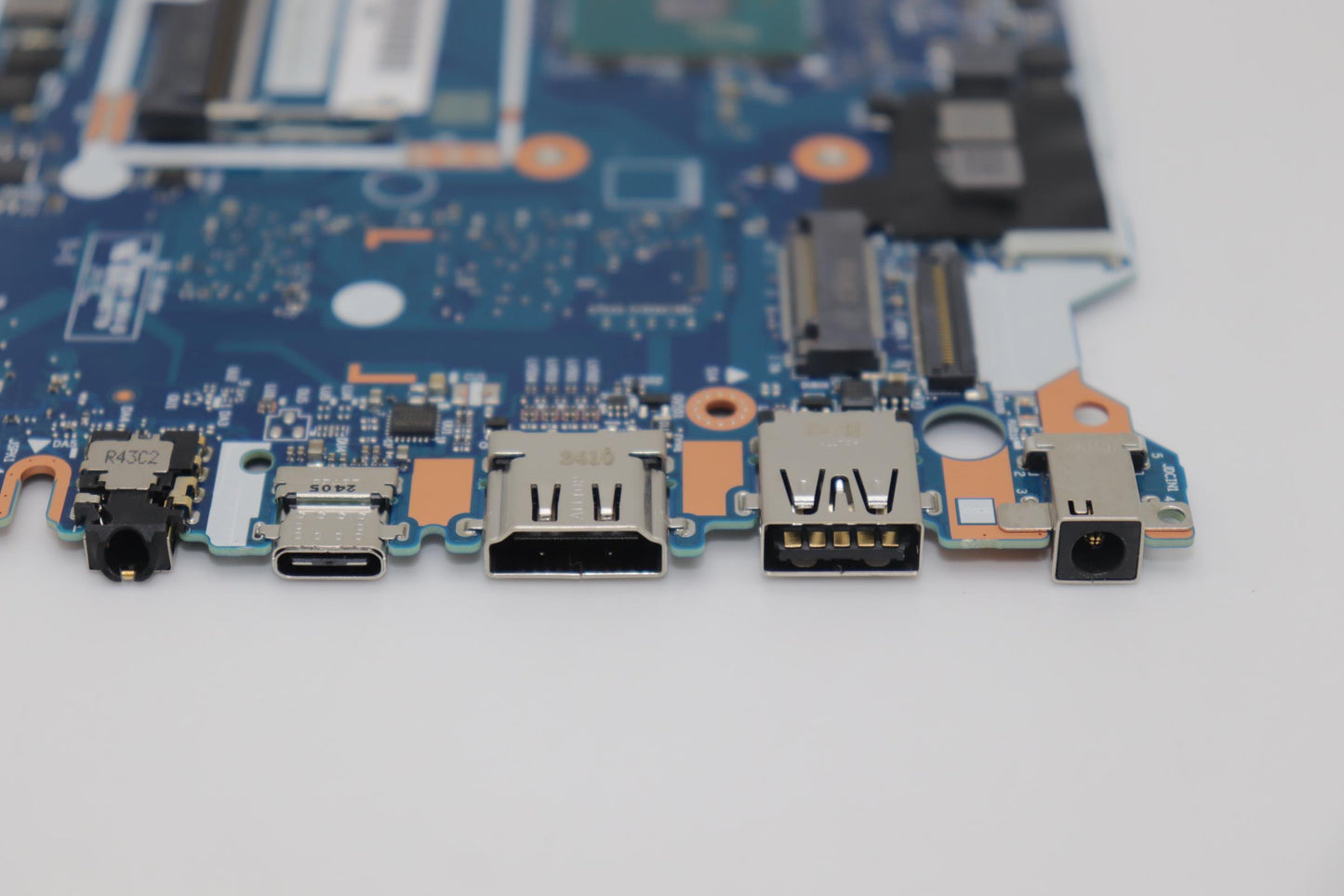 Lenovo Bdplanar Mbl82Lvnokn6000Uma4G1 - 5B21D67350