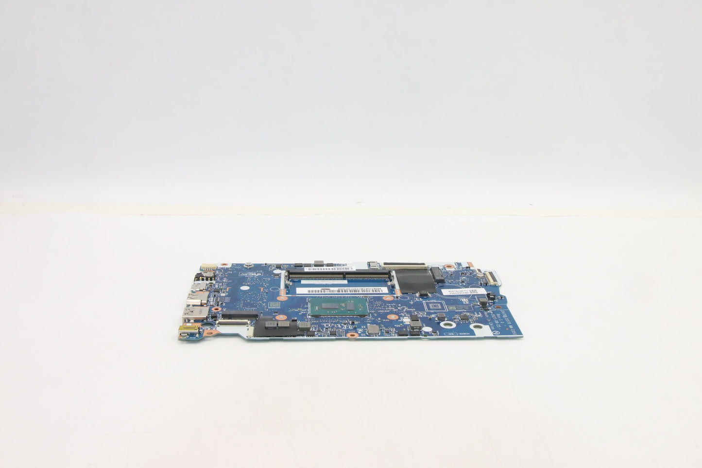Lenovo Bdplanar Mbl82Lvnokn6000_Uma_4 - 5B21D67352