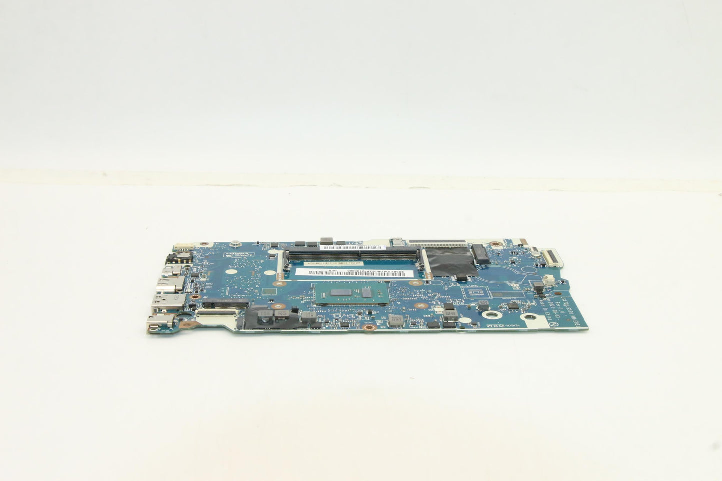 Lenovo Bdplanar Mbl82Lvwinn6000_Uma_0 - 5B21D67353