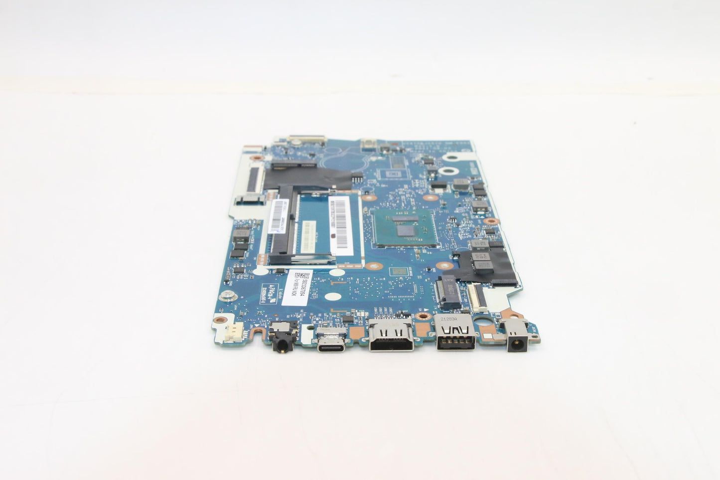 Lenovo Bdplanar Mbl82Lvnokn6000_Uma_0 - 5B21D67354