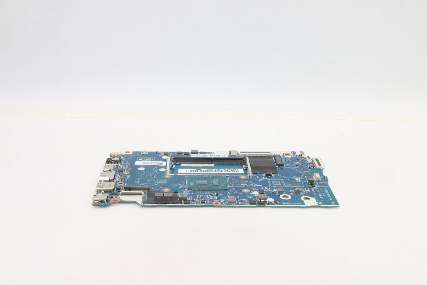 Lenovo Bdplanar Mbl82Lvnokn6000_Uma_0 - 5B21D67354
