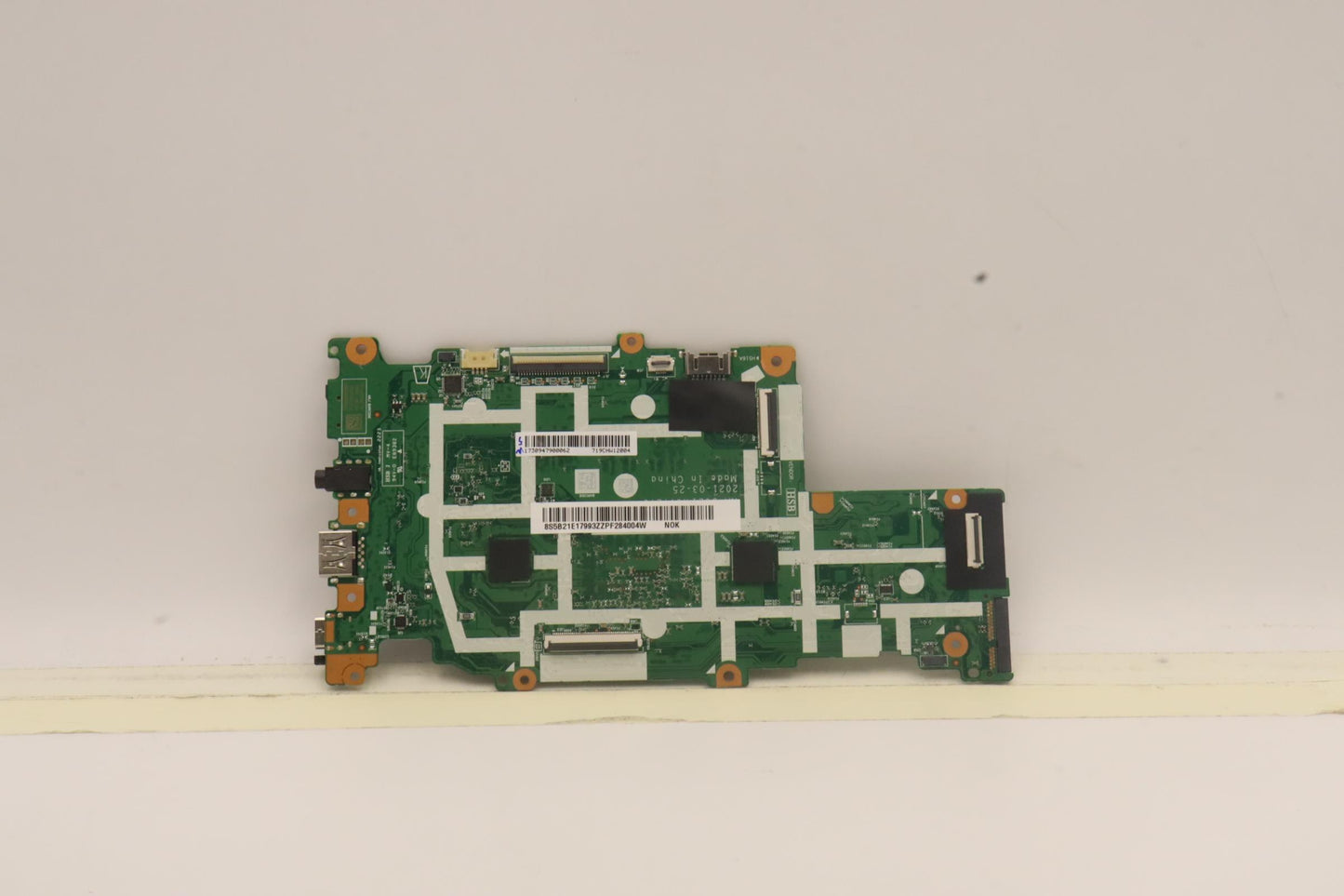 Lenovo Motherboard with N5100, 8GB RAM, 64GB eMMC, No WWAN - 5B21E17993