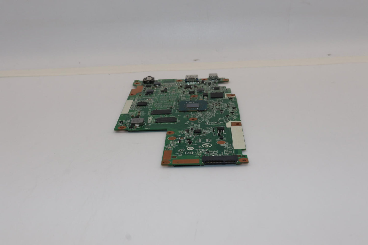 Lenovo (5B21E21656) Motherboard with N4020 UMA Graphics, 4GB RAM, 32GB eMMC