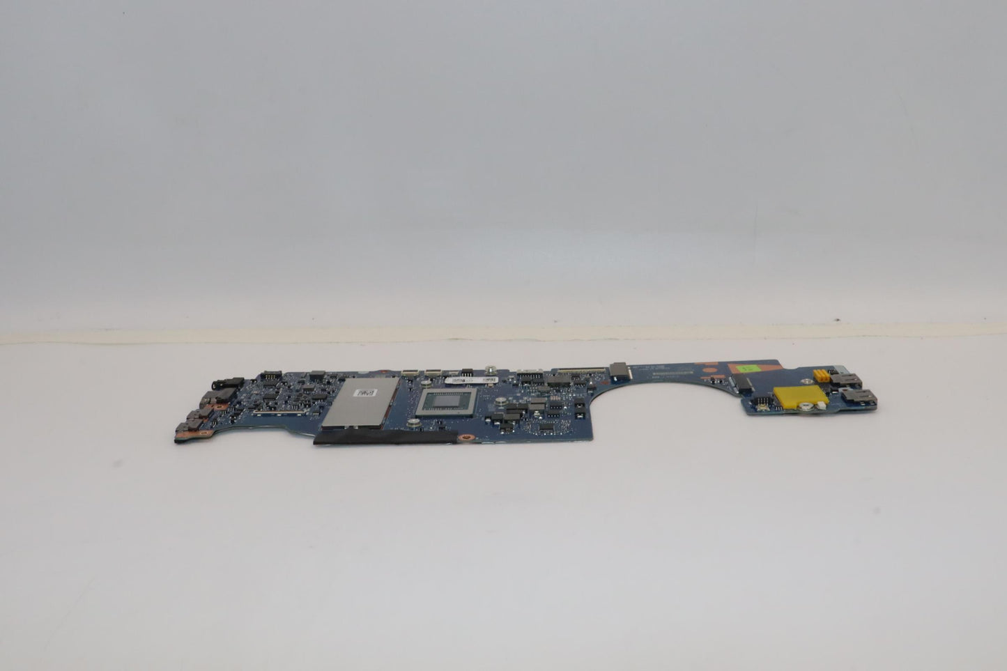 Lenovo Bdplanar Mb C 82Ud Win R55500U - 5B21E74601