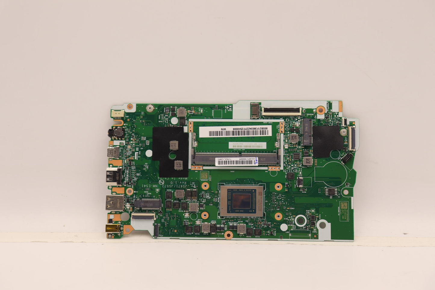 Lenovo Bdplanar Mb L82R3 Win R75700U_ - 5B21F39034
