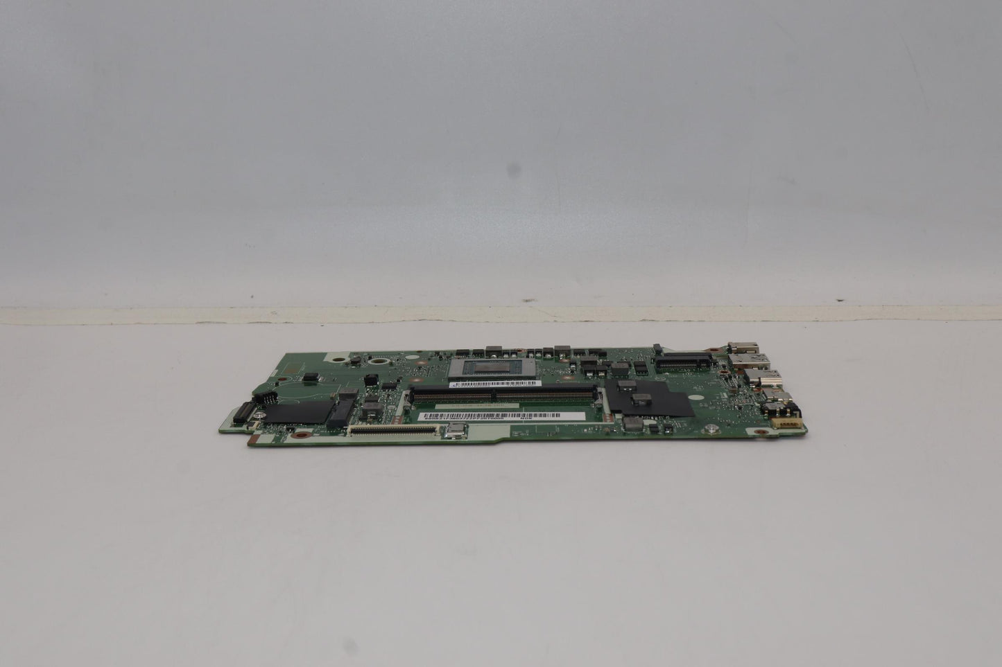 Lenovo Bdplanar Mb L82R3 Nok R55500U_ - 5B21F39037