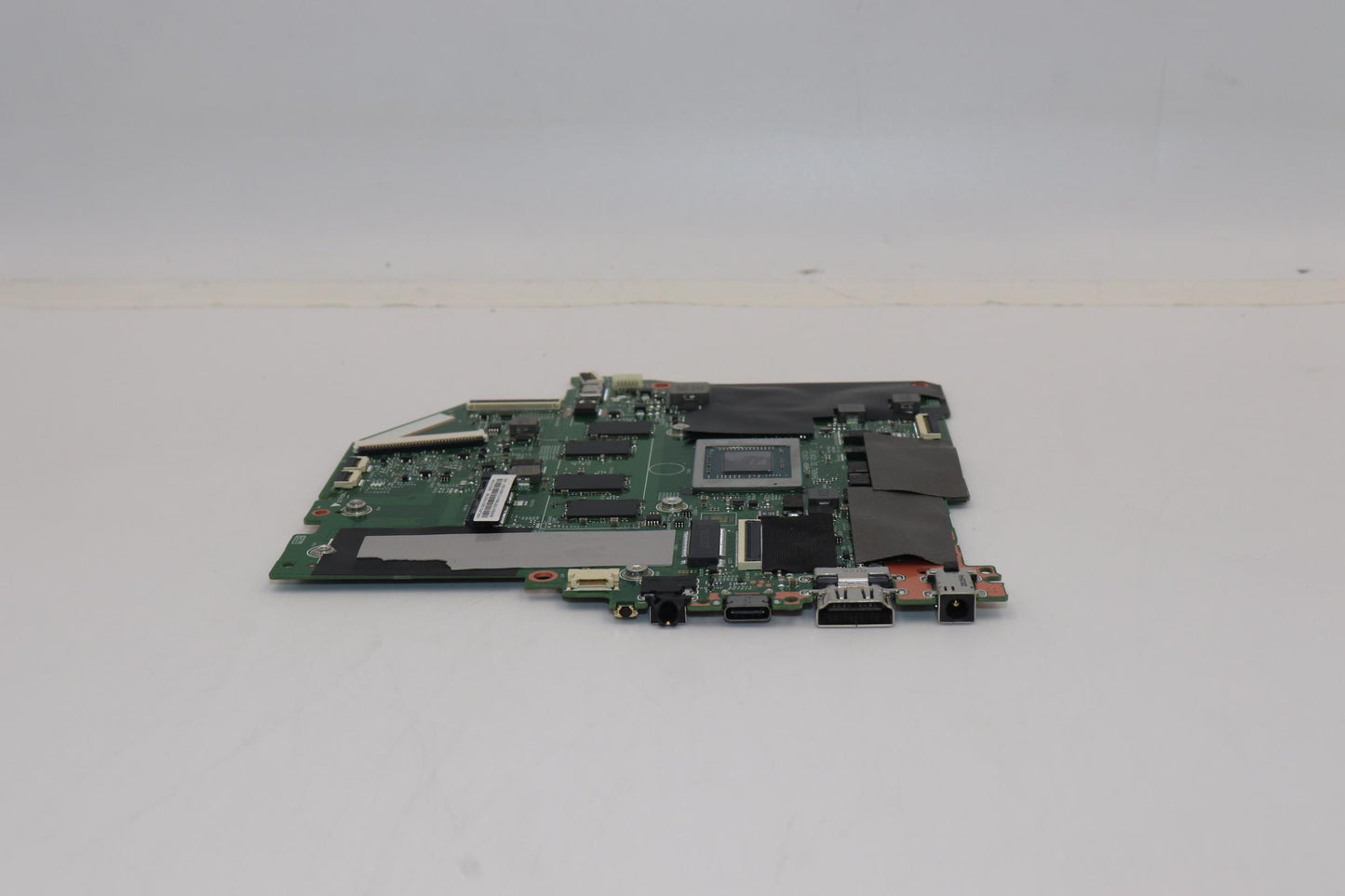 Lenovo BDPLANAR MB W 82R9, WIN, R5 5500U, UMA, 16GB - 5B21F65796