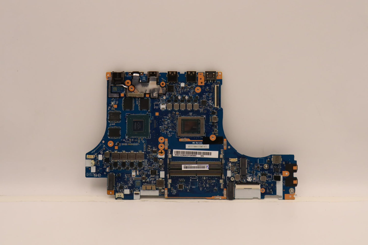 Lenovo Bdplanar Mbl82Rewin R56600Hrtx - 5B21H23620