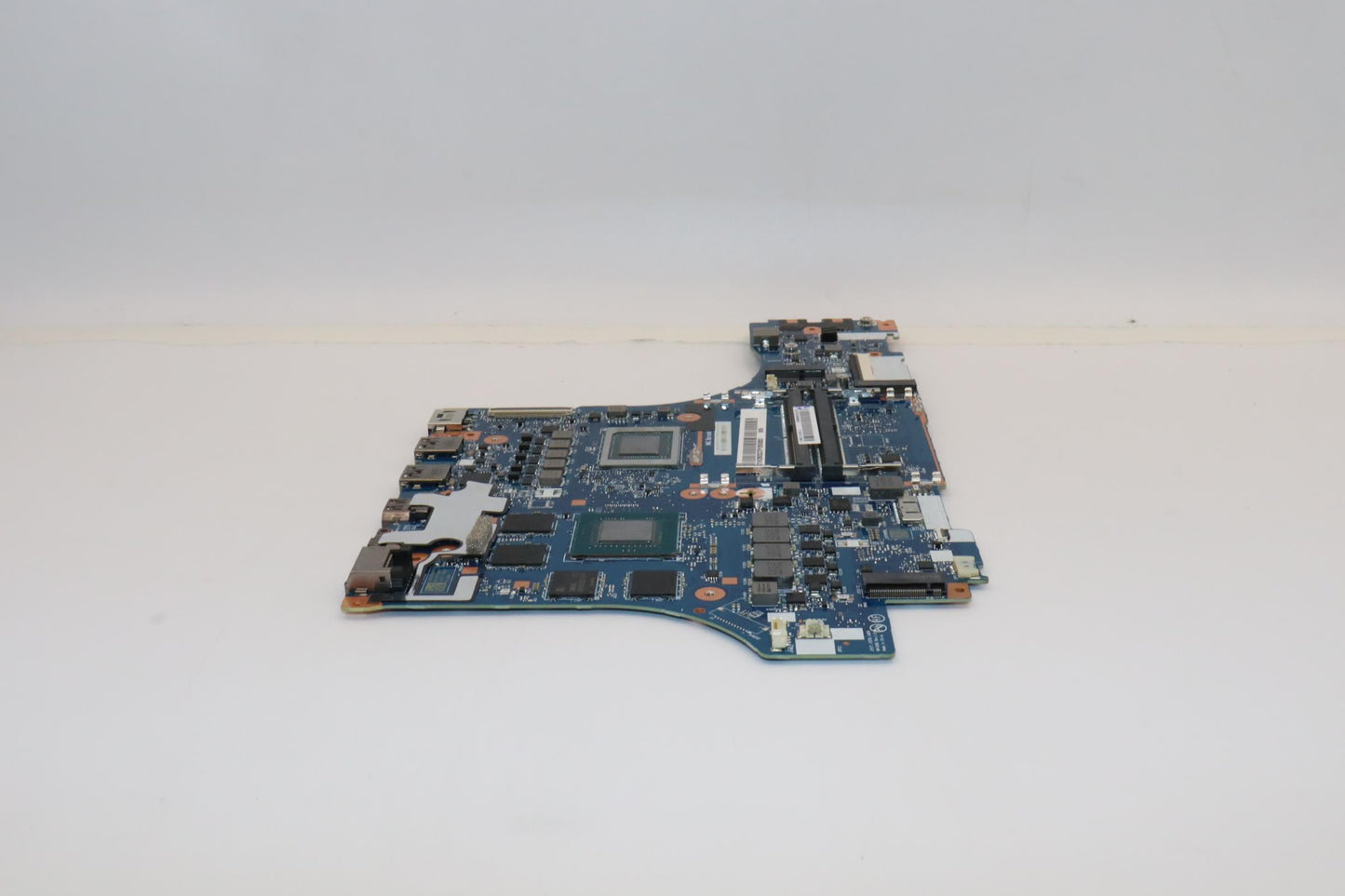 Lenovo Bdplanar Mbl82Rewin R56600Hrtx - 5B21H23620
