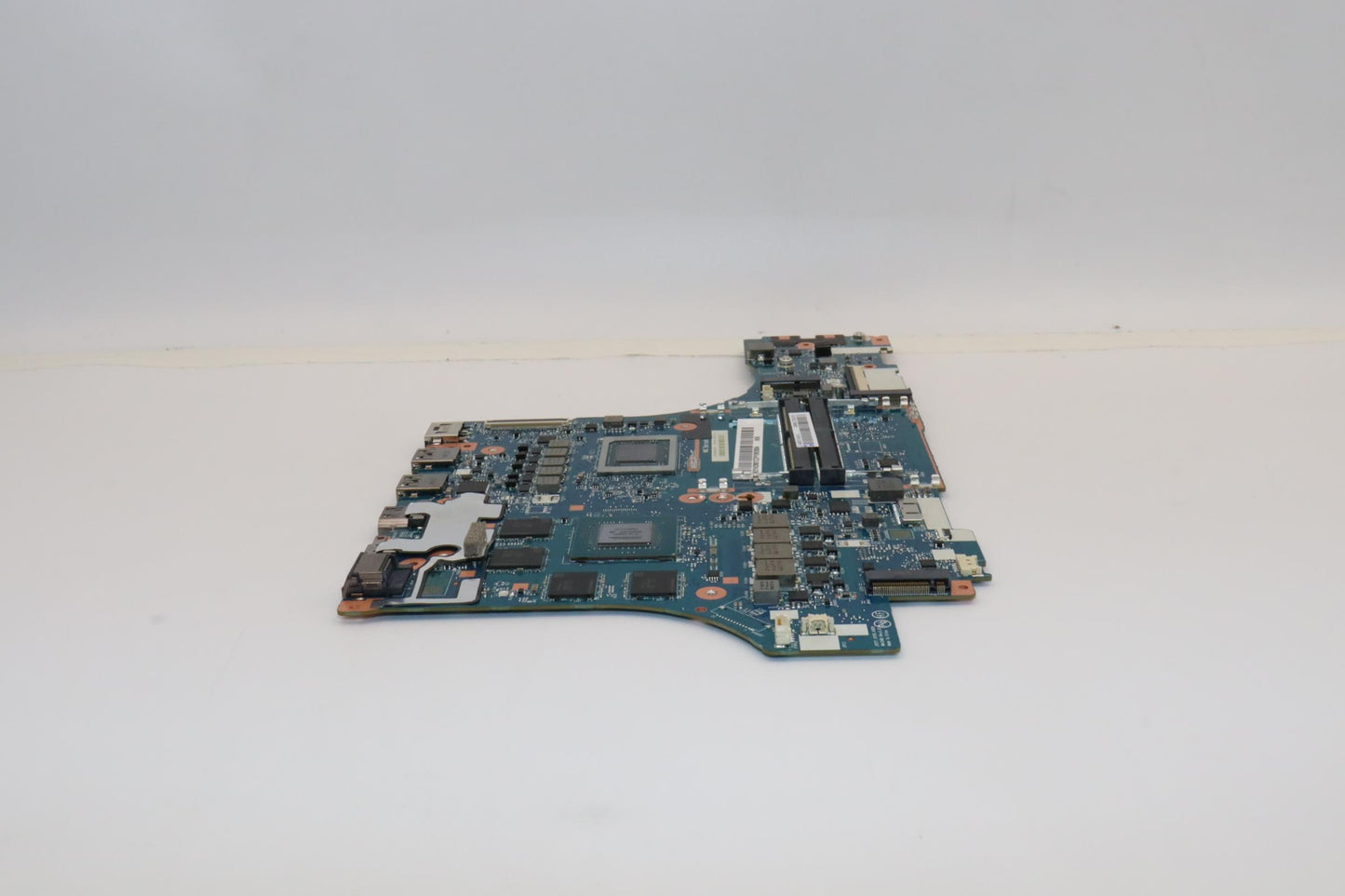 Lenovo Bdplanar Mbl82Renok R56600Hrtx - 5B21H23621