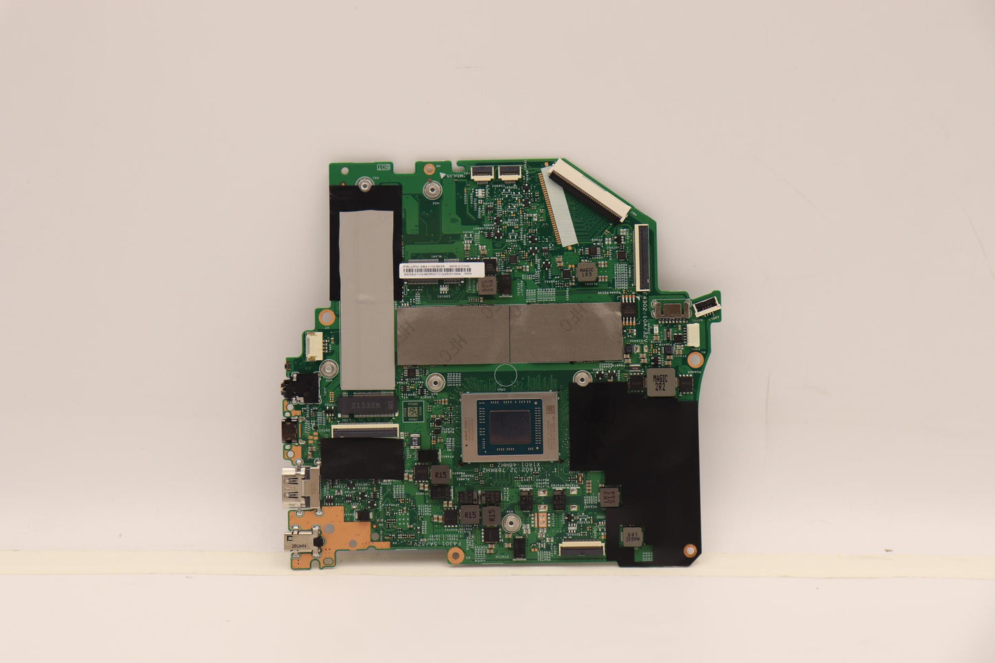 Lenovo Motherboard W82RA, R7-5700U, UMA Graphics, 8GB RAM - 5B21H23635