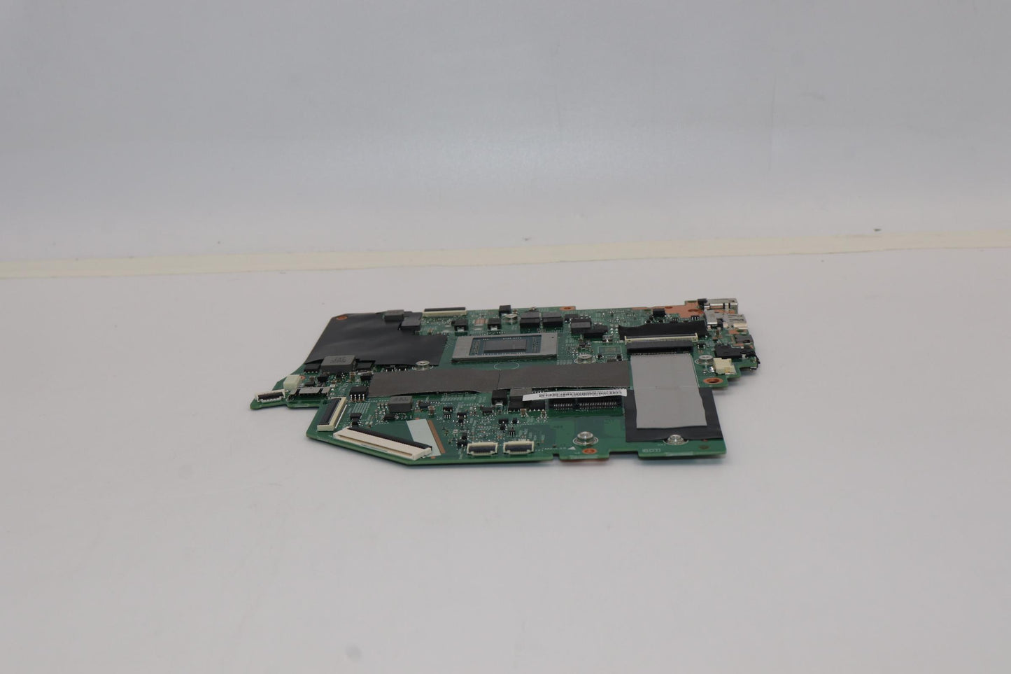 Lenovo Motherboard W82RA, R7-5700U, UMA Graphics, 8GB RAM - 5B21H23635