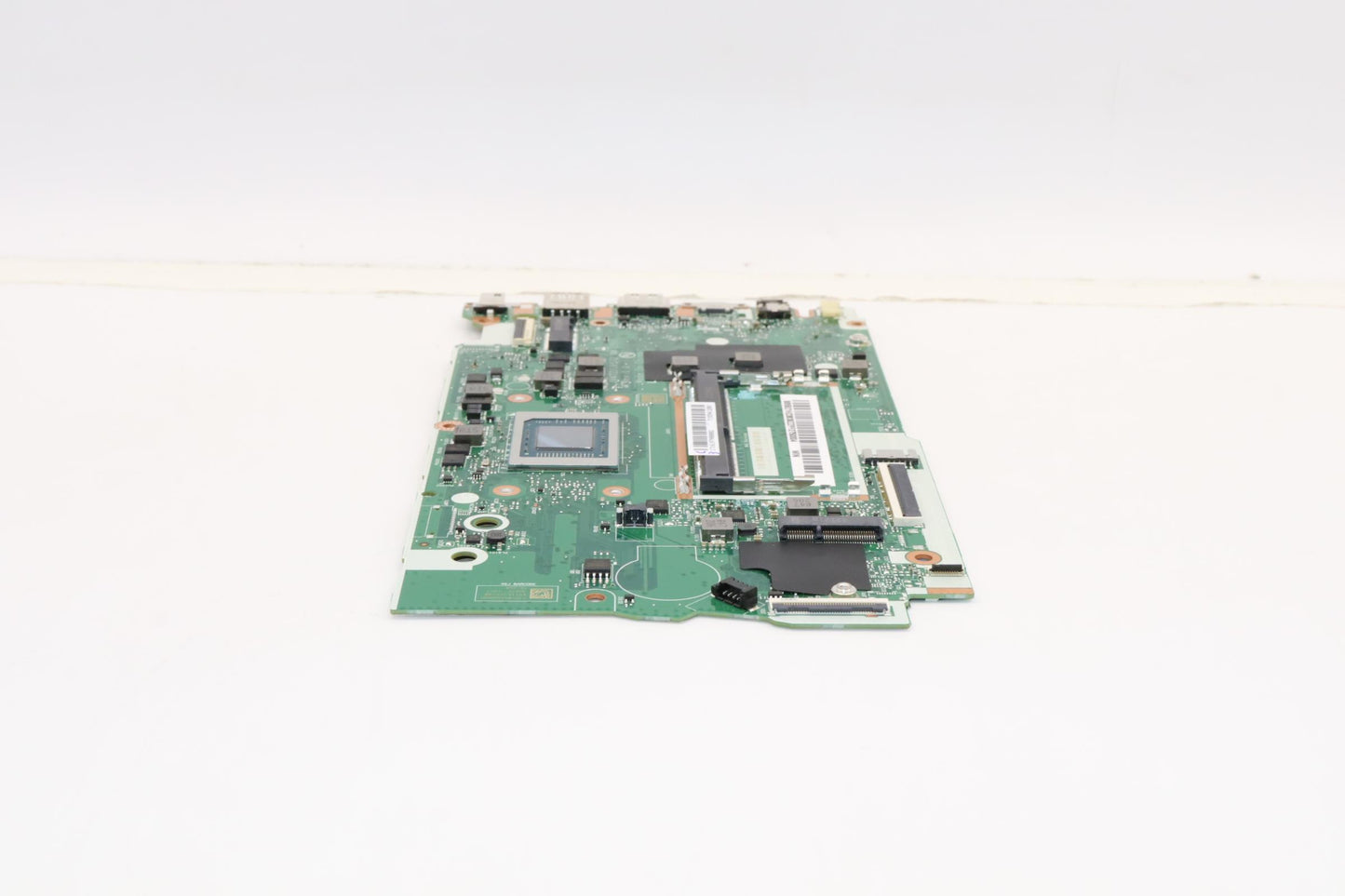 Lenovo Bdplanar Mb L82Tu Win R55625Uu - 5B21H23638