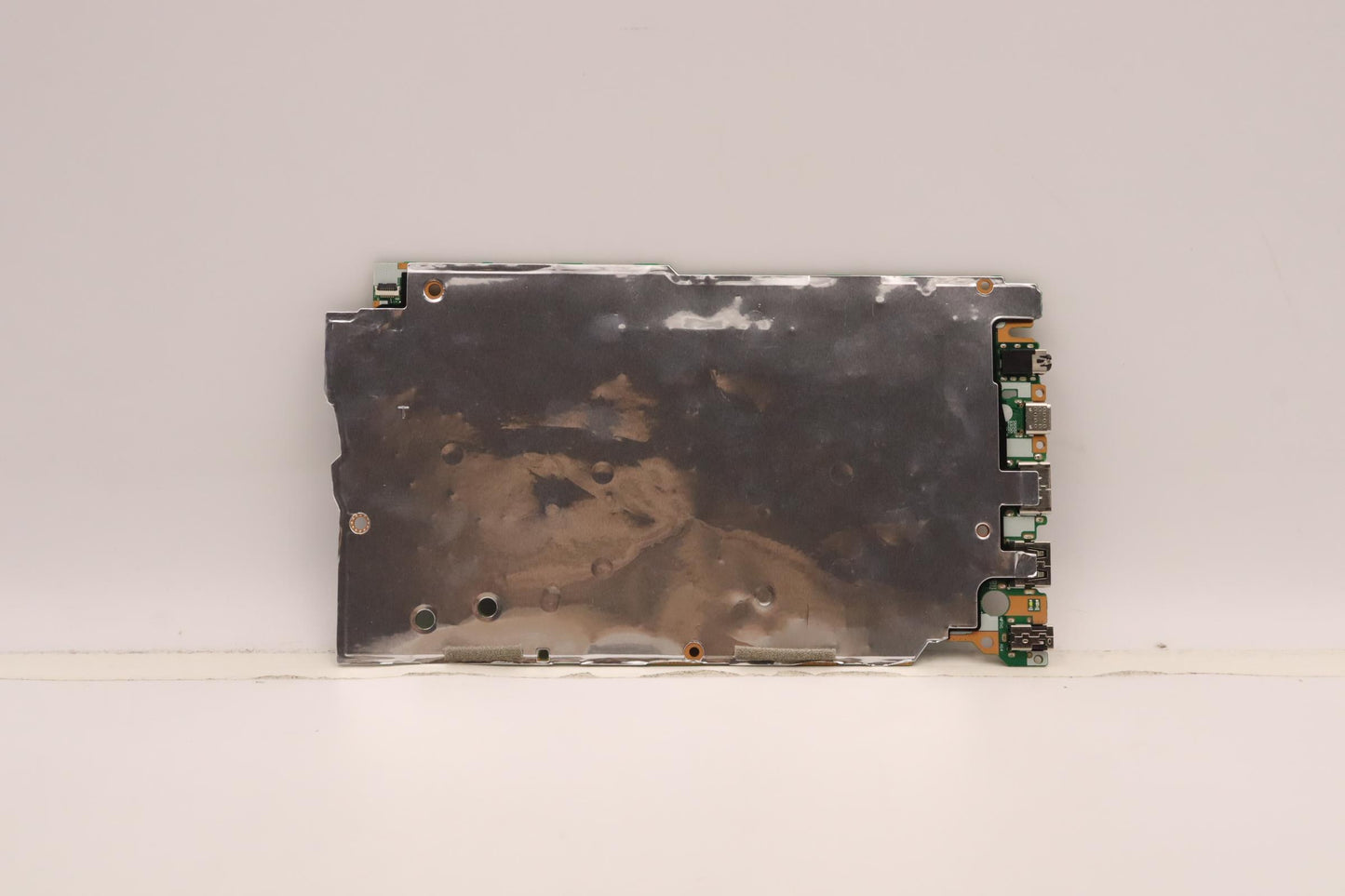 Lenovo Bdplanar Mb L82Tu Nok R55625Uu - 5B21H23639