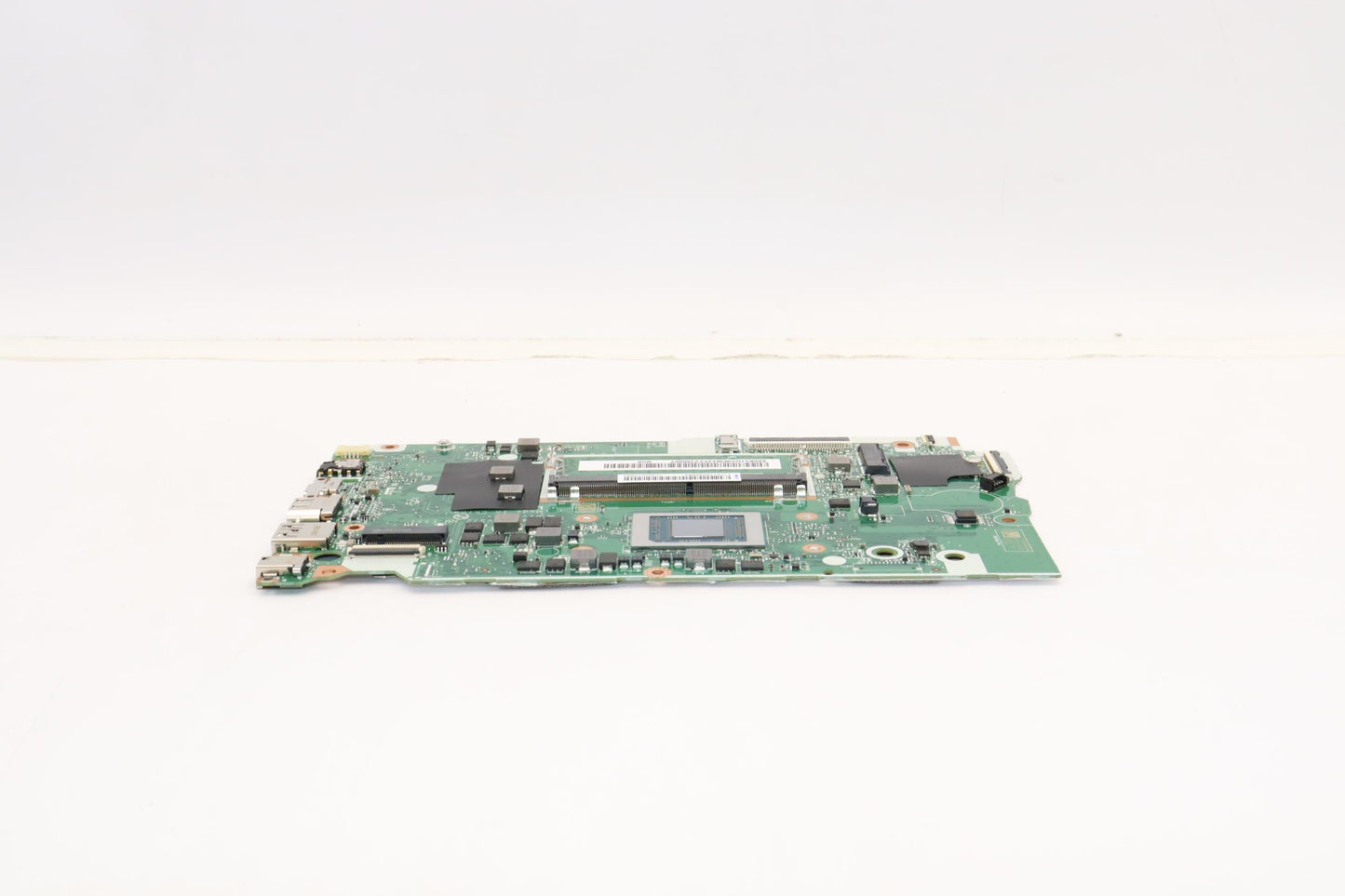 Lenovo Bdplanar Mb L82Tu Nok R55625Uu - 5B21H23639