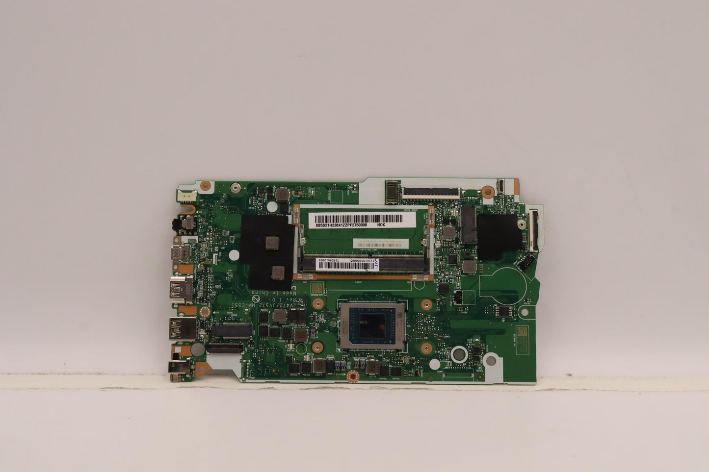 Lenovo Bdplanar Mb L82Tu Nok R35425Uu - 5B21H23641