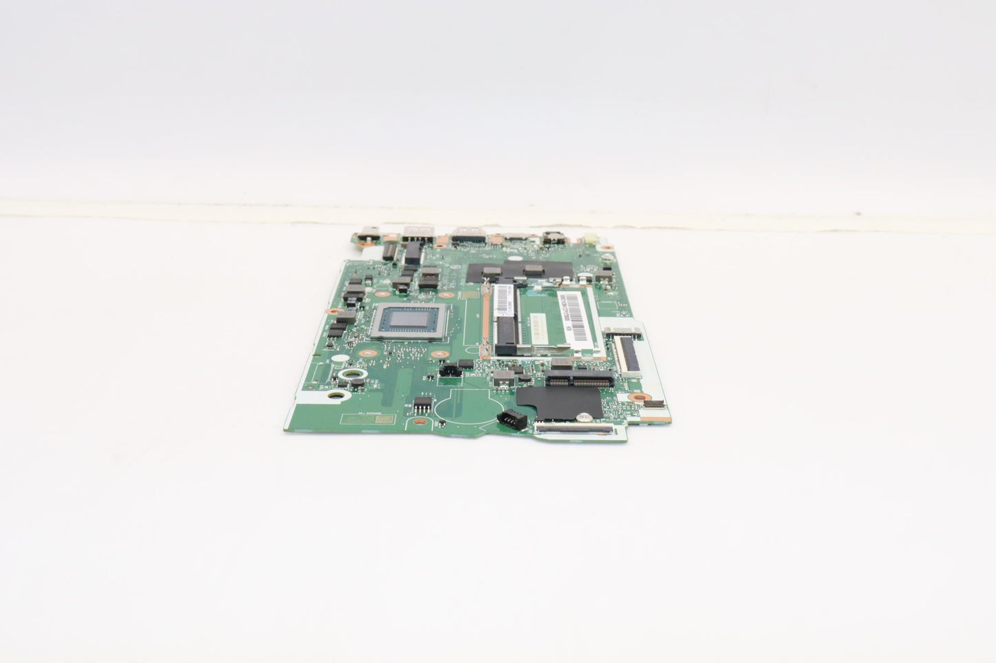 Lenovo Bdplanar Mb L82Tu Nok R35425Uu - 5B21H23641