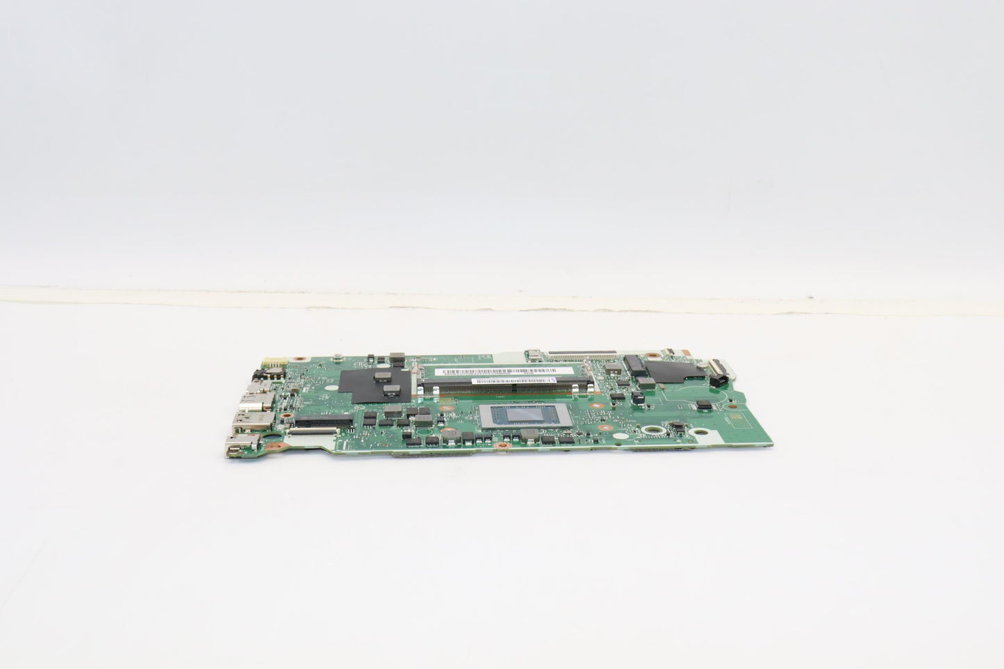 Lenovo Bdplanar Mb L82Tu Win R75825Uu - 5B21H23642