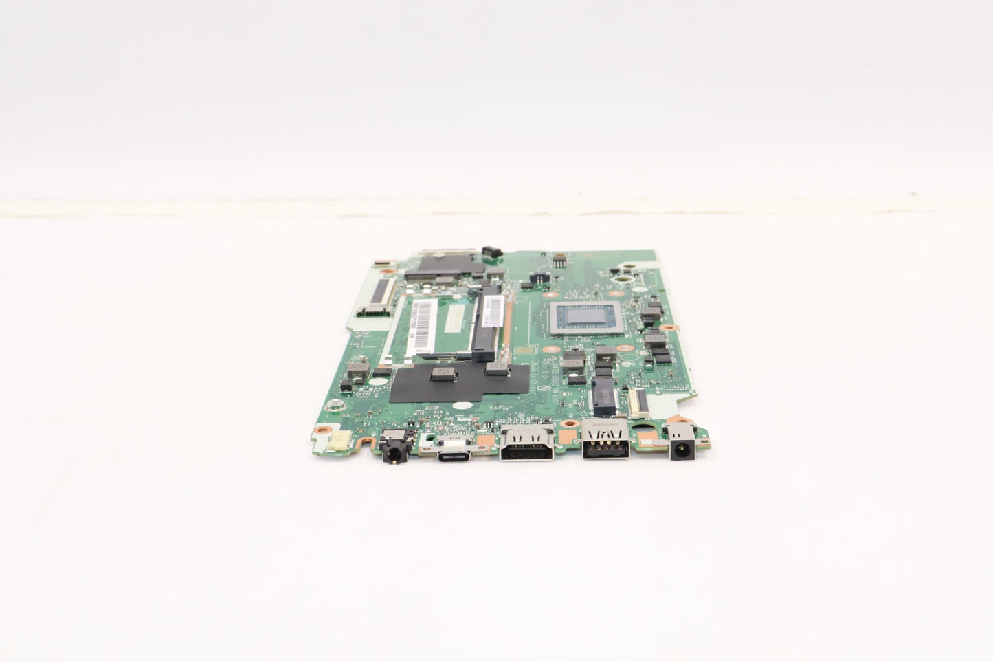 Lenovo Bdplanar Mb L82Tu Nok R75825Uu - 5B21H23643