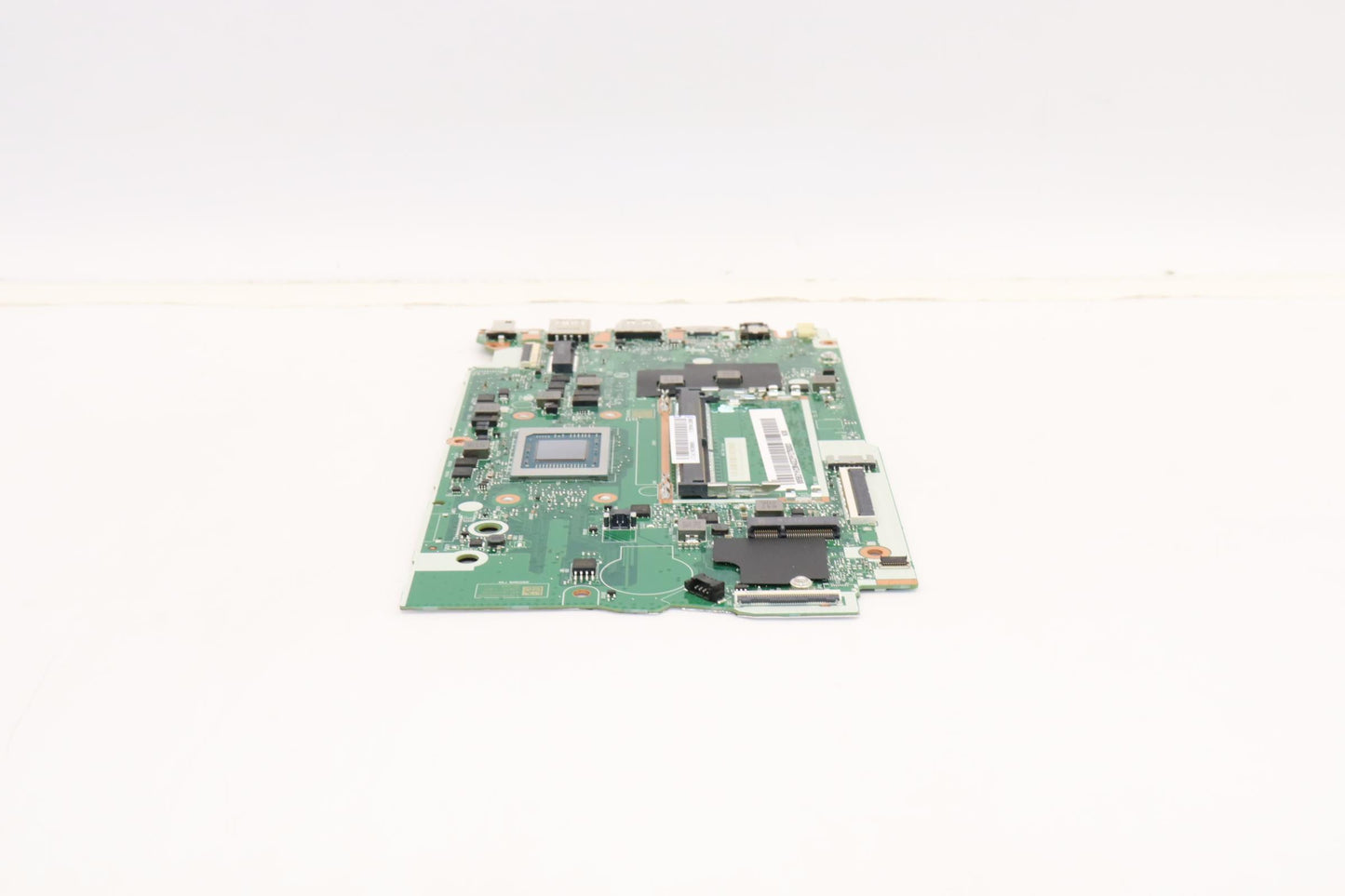 Lenovo Bdplanar Mb L82Tu Nok R75825Uu - 5B21H23643