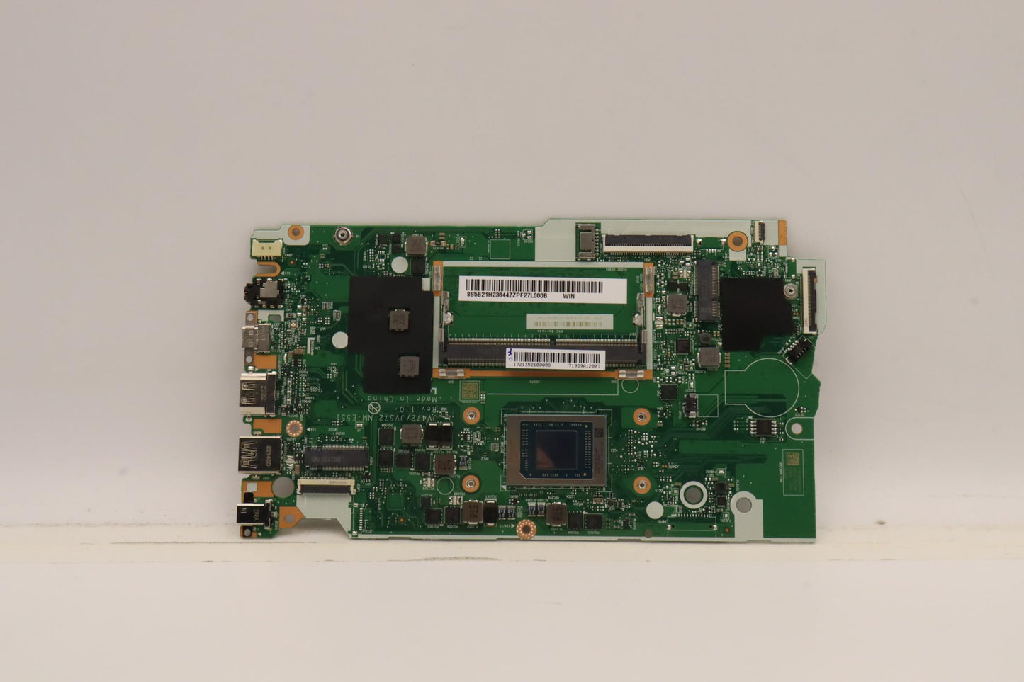 Lenovo Bdplanar Mb L82Tu Win R55625Uu - 5B21H23644