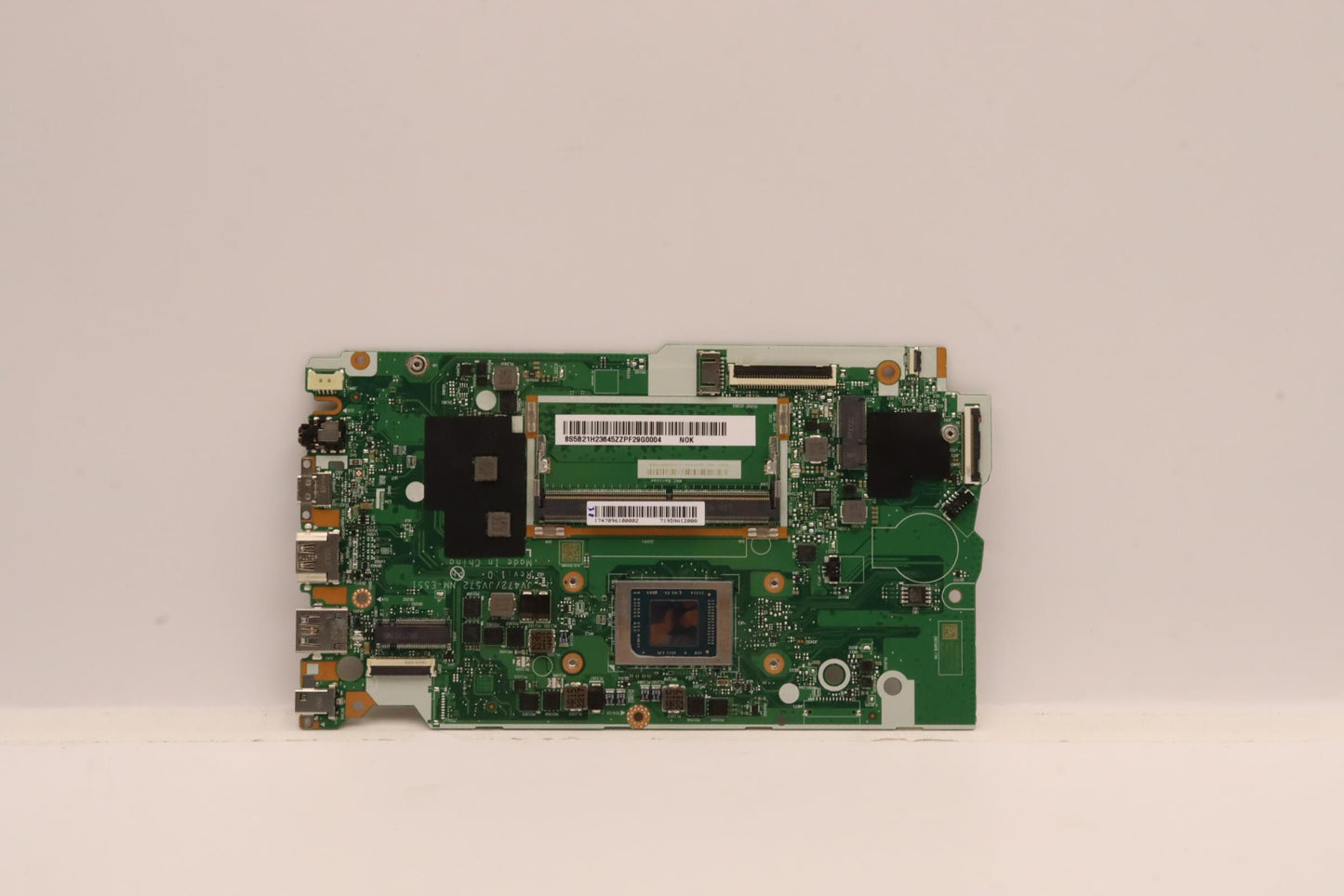 Lenovo Bdplanar Mb L82Tu Nok R55625Uu - 5B21H23645