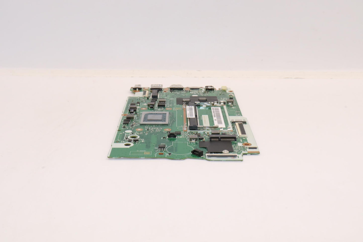 Lenovo Bdplanar Mb L82Tu Nok R55625Uu - 5B21H23645