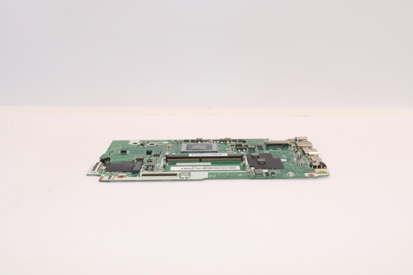 Lenovo Bdplanar Mb L82Tu Nok R55625Uu - 5B21H23645