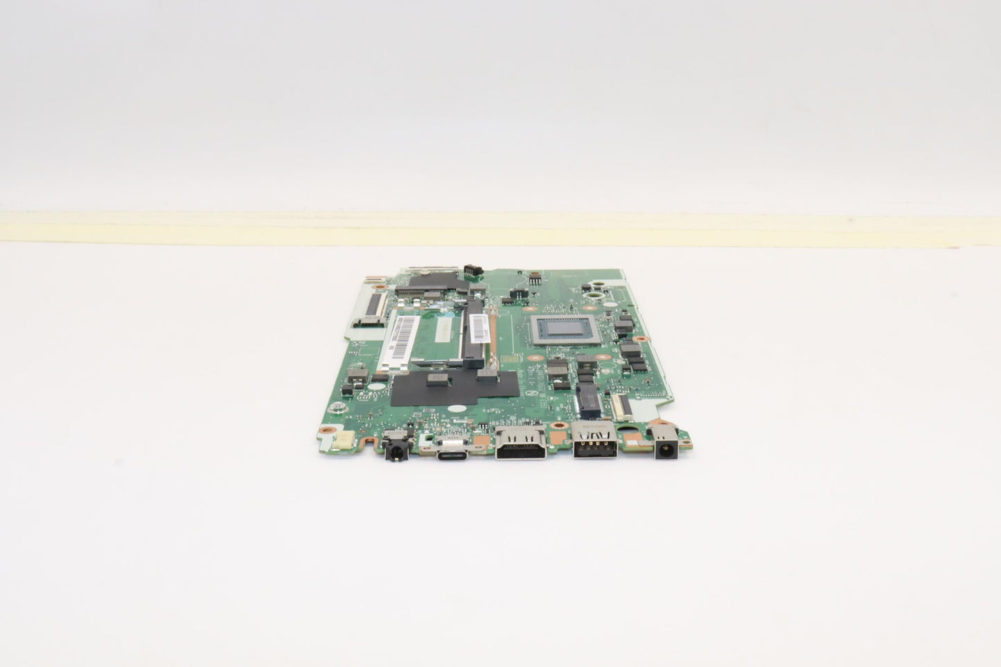 Lenovo Bdplanar Mbl82Tvnok R75825Uuma - 5B21H24550