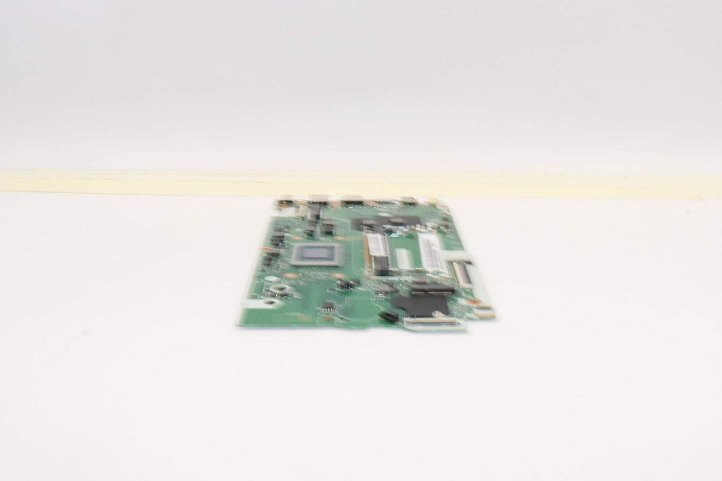 Lenovo Bdplanar Mbl82Tvnok R75825Uuma - 5B21H24550