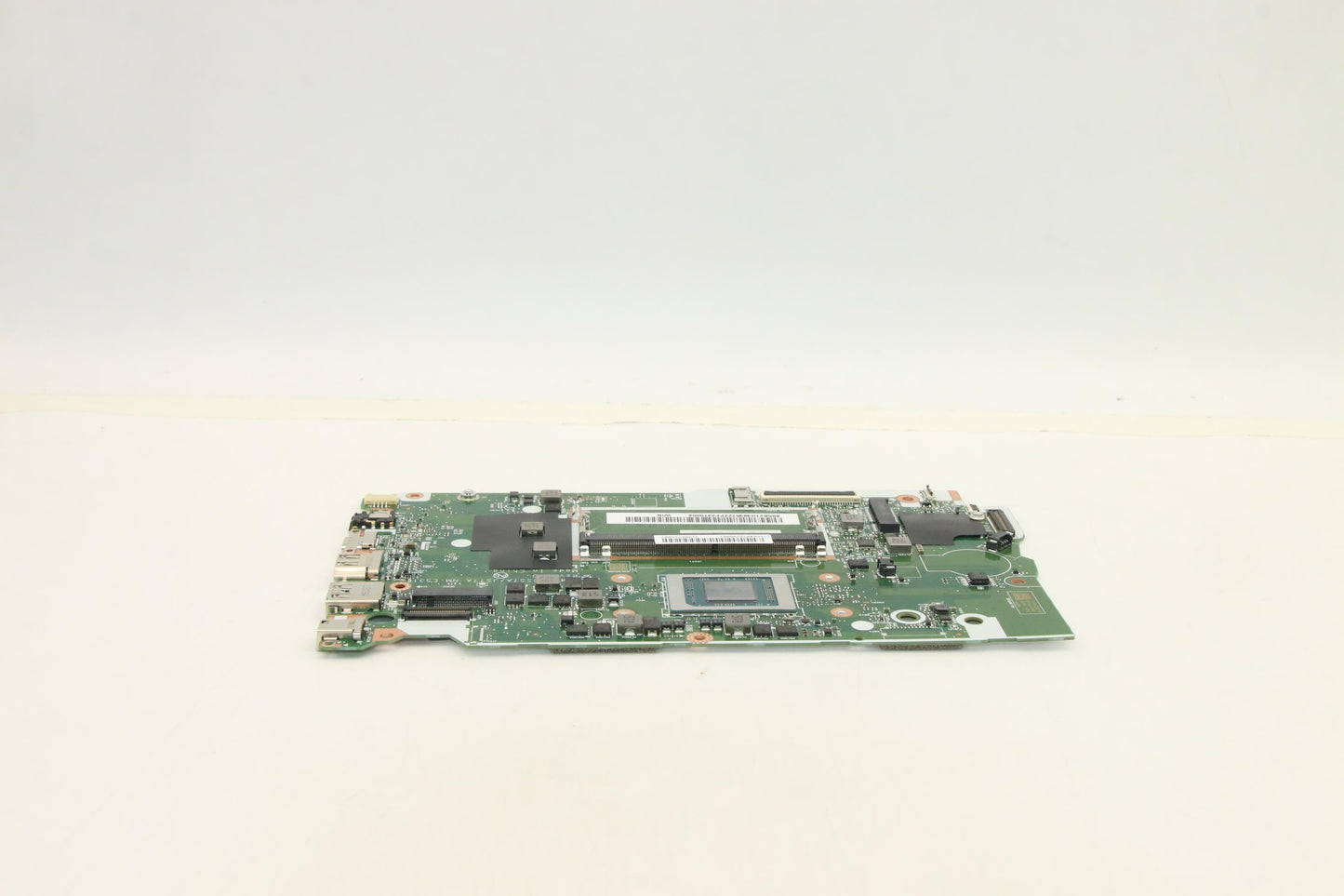 Lenovo Motherboard with Ryzen 7 5825U, UMA Graphics, 8GB RAM - 5B21H39357