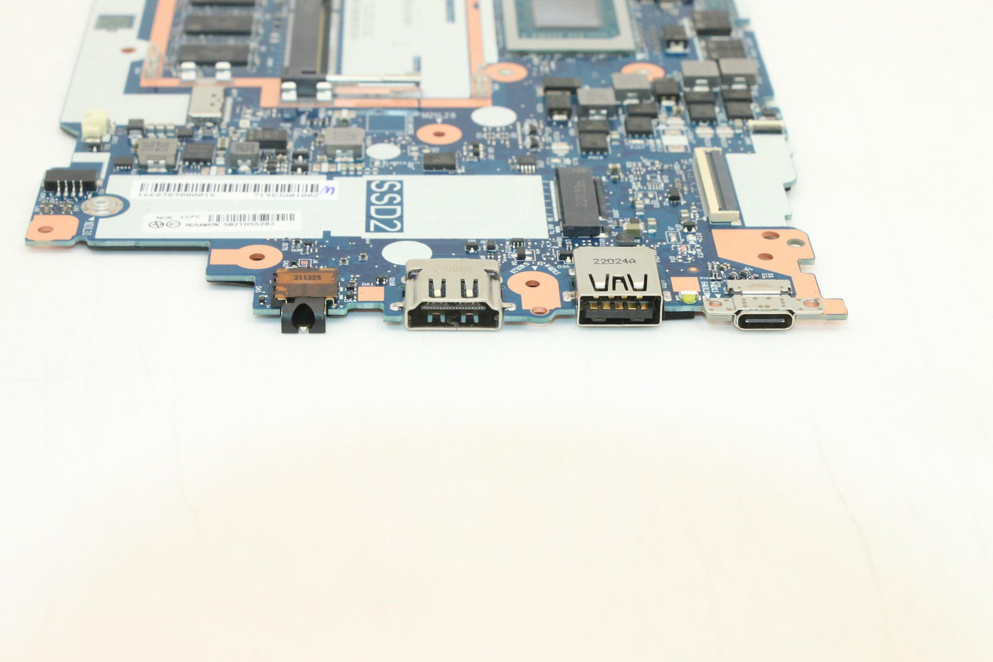 Lenovo Bdplanar R5 5625U 8Mb Ne&Npl N - 5B21H55282
