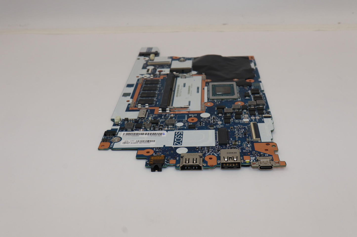 Lenovo Bdplanar R7 5825U 8Mb Ne&Npl N - 5B21H55283