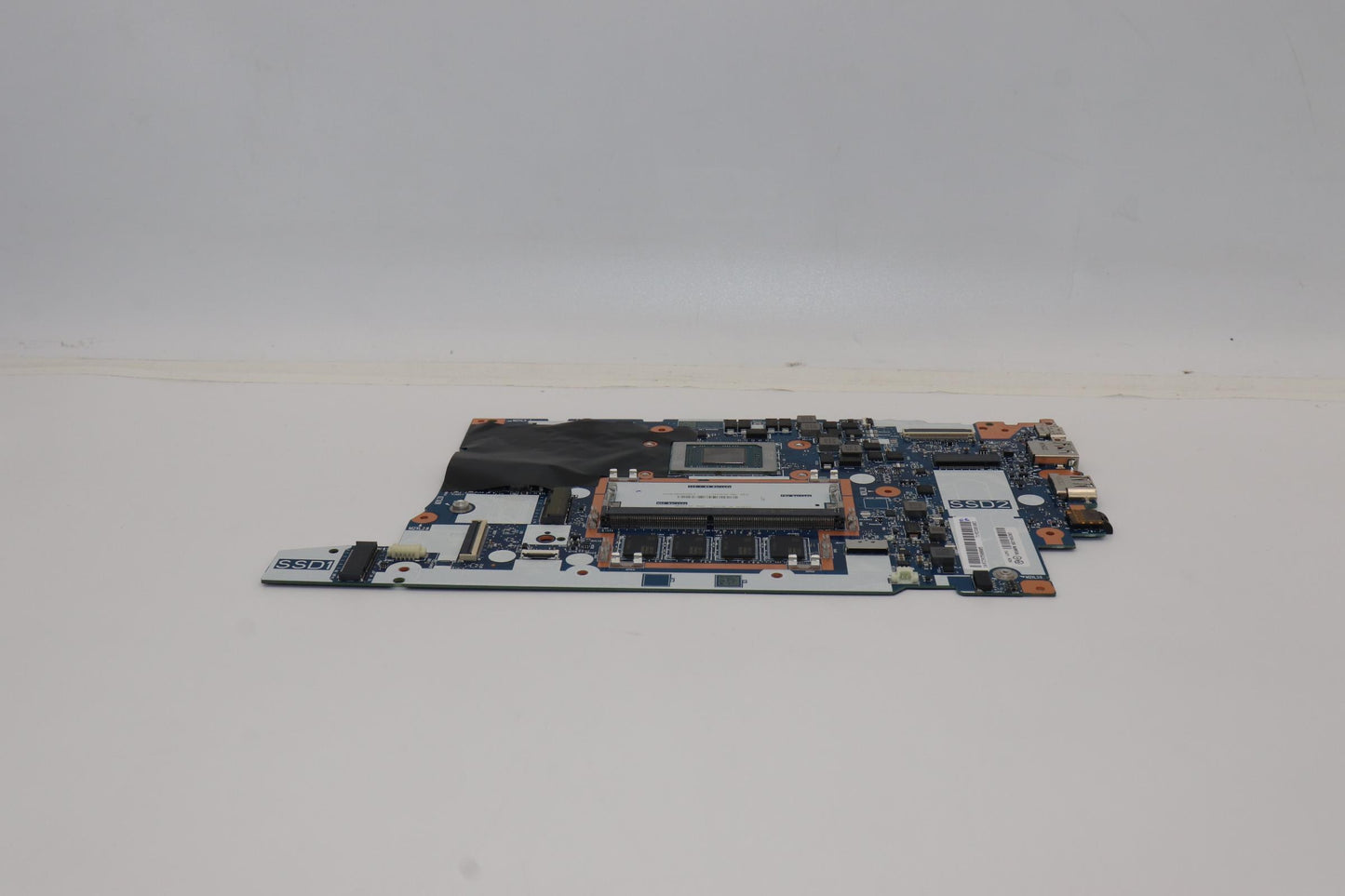 Lenovo Bdplanar R7 5825U 8Mb Ne&Npl N - 5B21H55283