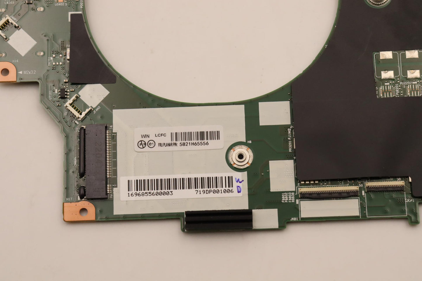 Lenovo Bdplanar Win,R76850H,Int,16,Ya - 5B21H65556