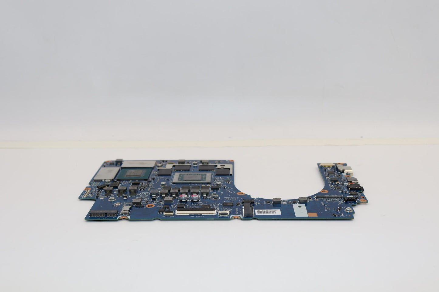 Lenovo BDPLANAR MB R7HSCE, RTX3050, 4GB, 16GB, WINRM - 5B21H82474