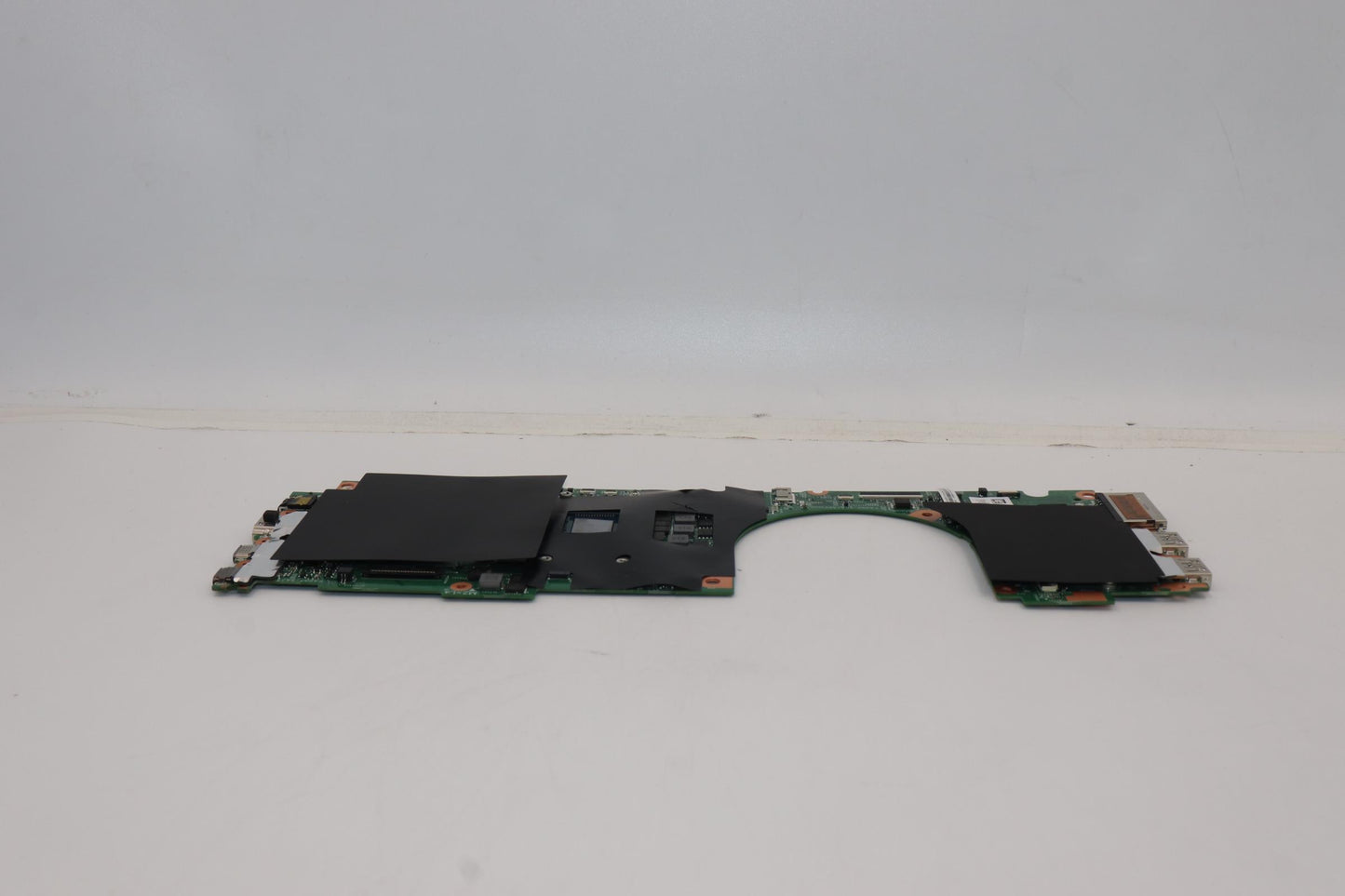 Lenovo Bdplanar 13W,R5-5625U,4G,Win,D - 5B21H89997