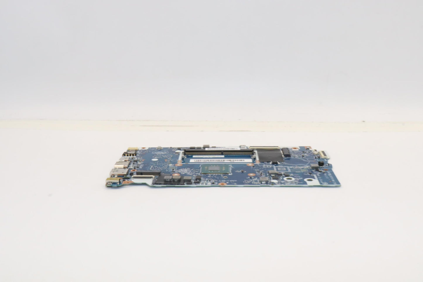 Lenovo Bdplanar Mb L82V7 Win N5030Uma - 5B21J09810