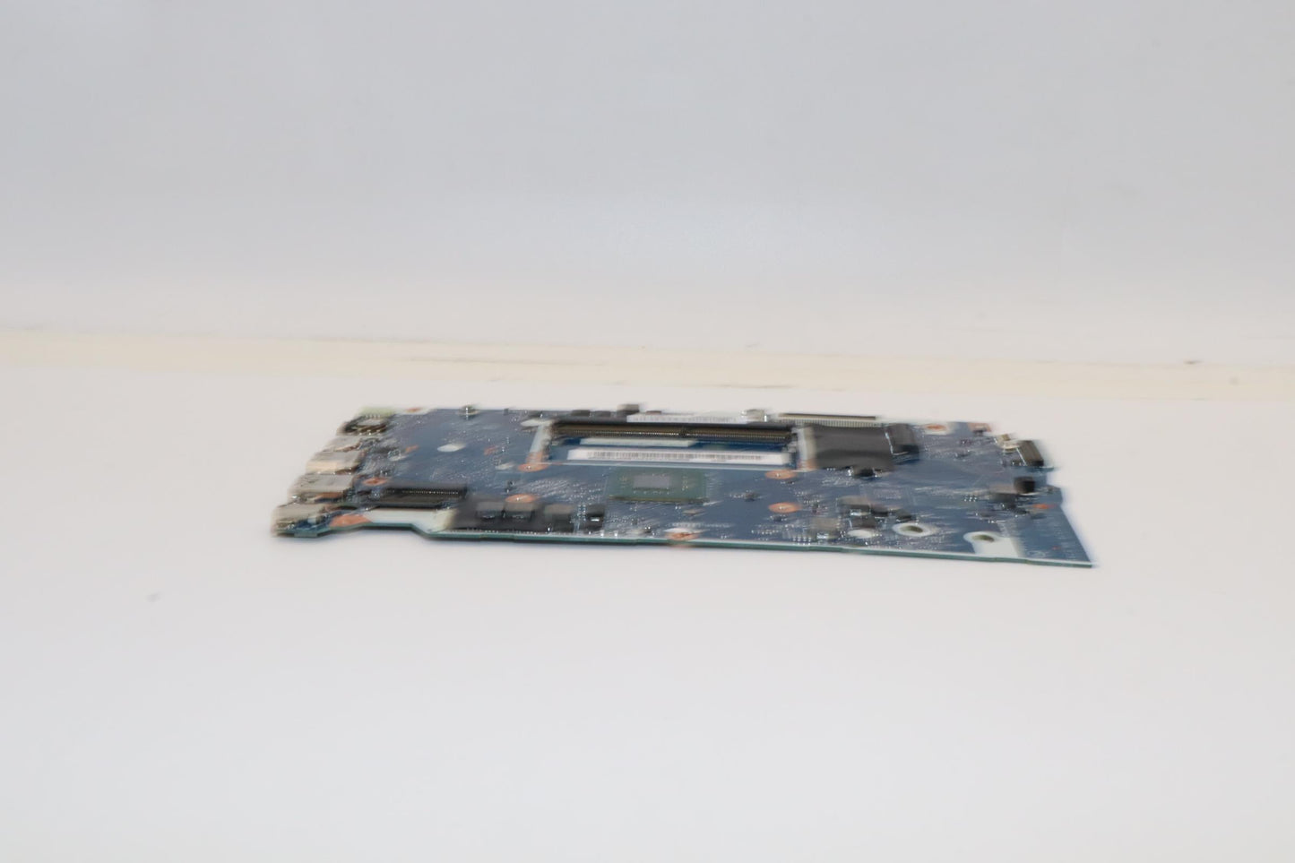 Lenovo Bdplanar Mb L82V7 Nok N4120Uma - 5B21J09815
