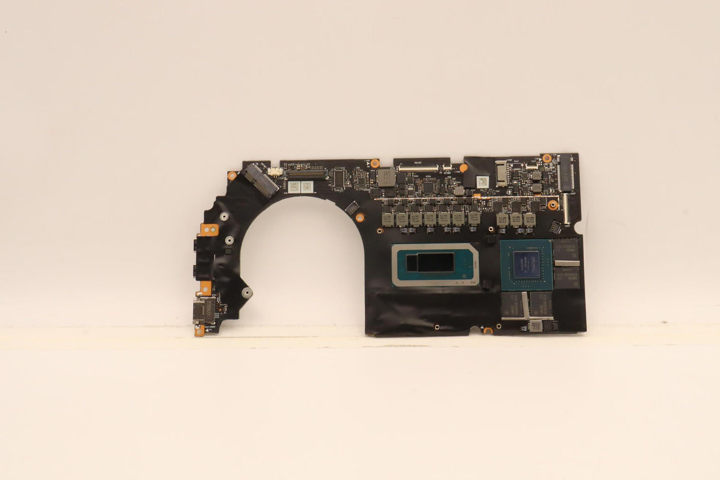 Lenovo Bdplanar Mb82Tki7127Rtx30504G1 - 5B21J10260