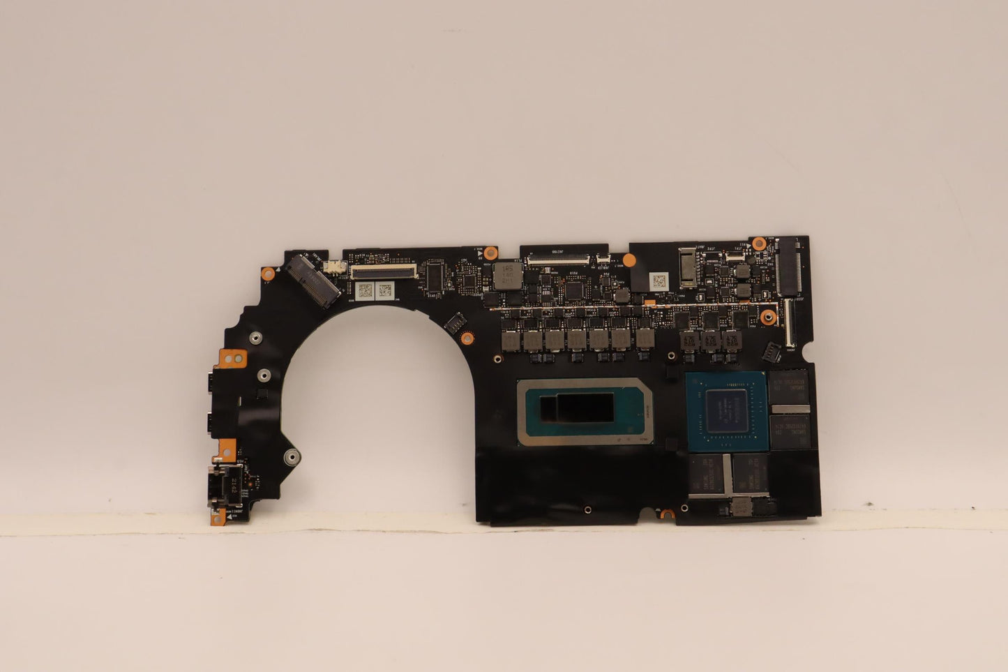 Lenovo Bdplanar Mb82Tki7127Rtx30504G3 - 5B21J10261