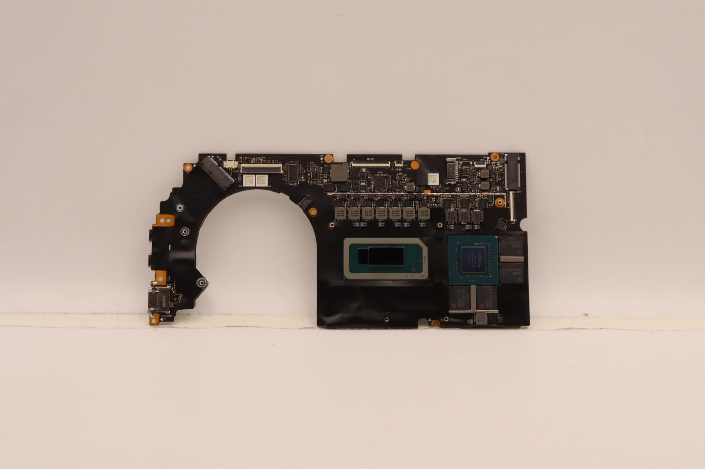 Lenovo Bdplanar Mb82Tki5125Rtx30504G1 - 5B21J10268
